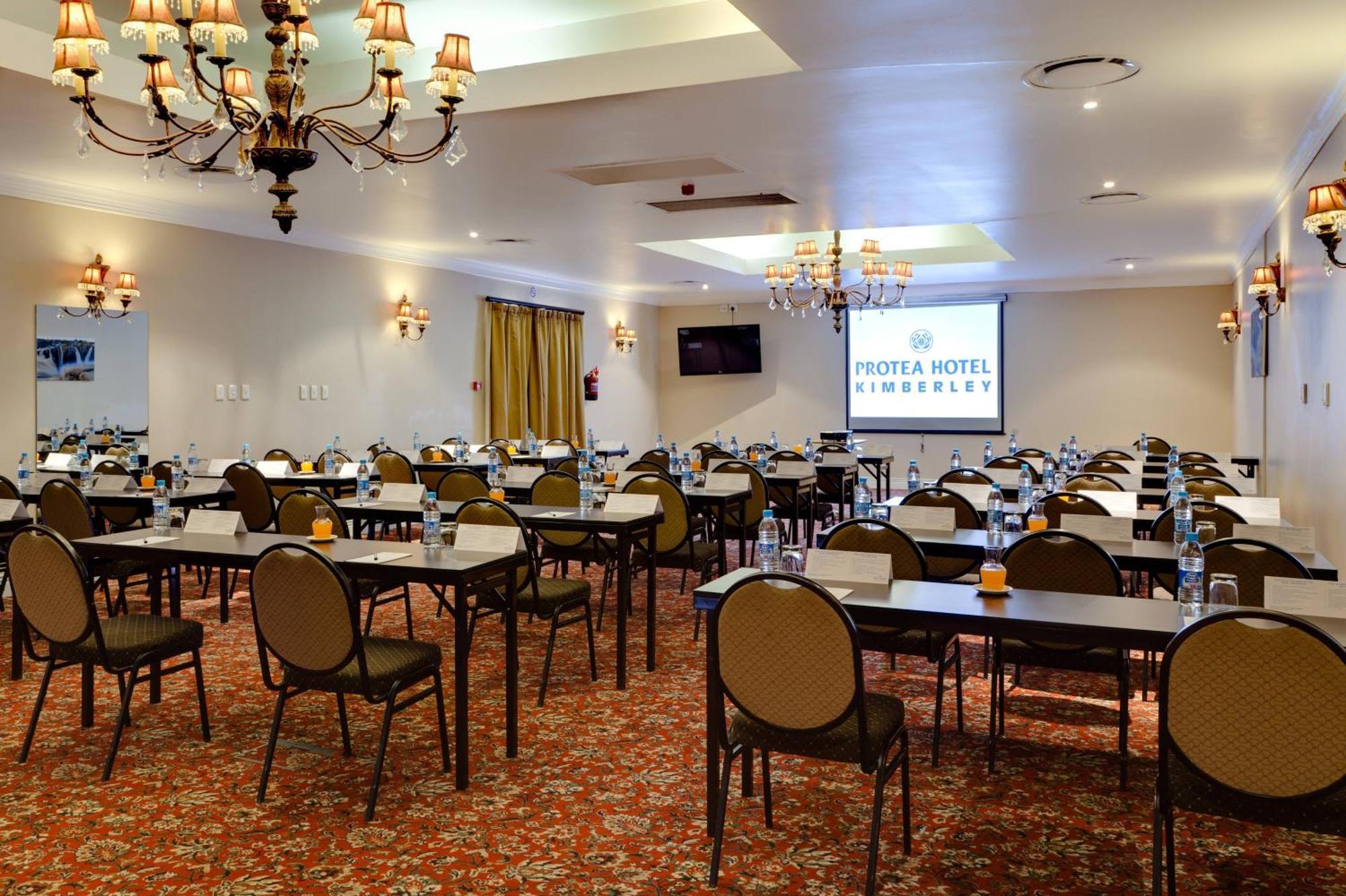 Protea Hotel By Marriott Kimberley Eksteriør bilde
